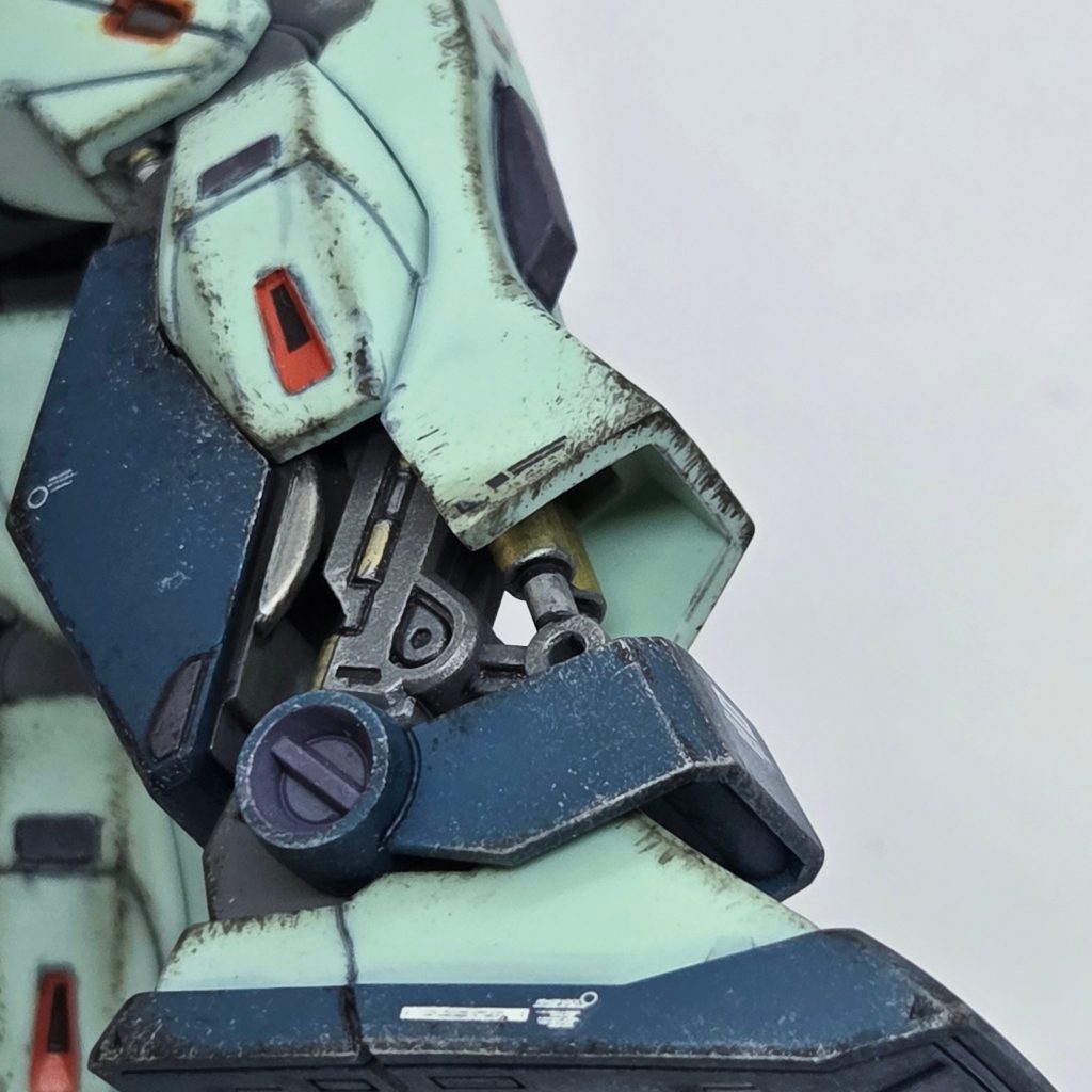 脚部フレームがチラ見せさせる所はお気に入りポイント上位です(///ω///)♪シリンダーもちょこちょこっと塗ってみました。&nbsp;ネモはポージングさせても、また良き(*^^*)