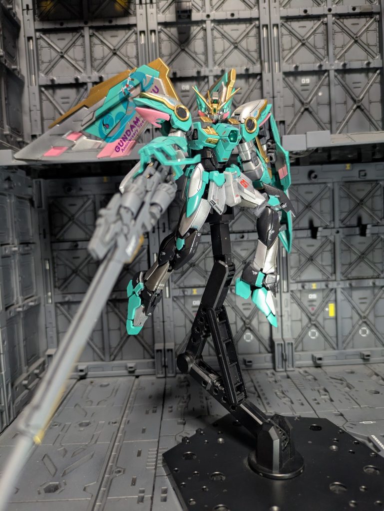 RG ウイングガンダム　EW　初音ミク