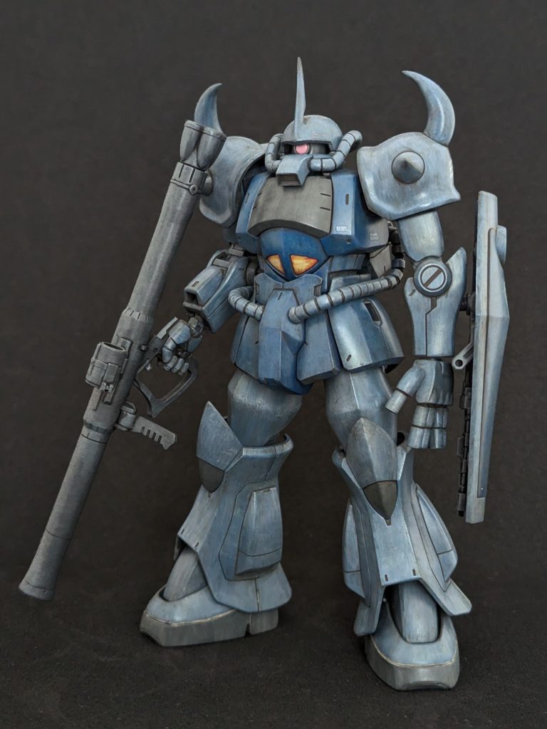 改造箇所・武器をバズーカに変更・ブレードアンテナの頭部一体化・モノアイ変更・肩アーマーと胴の隙間短縮