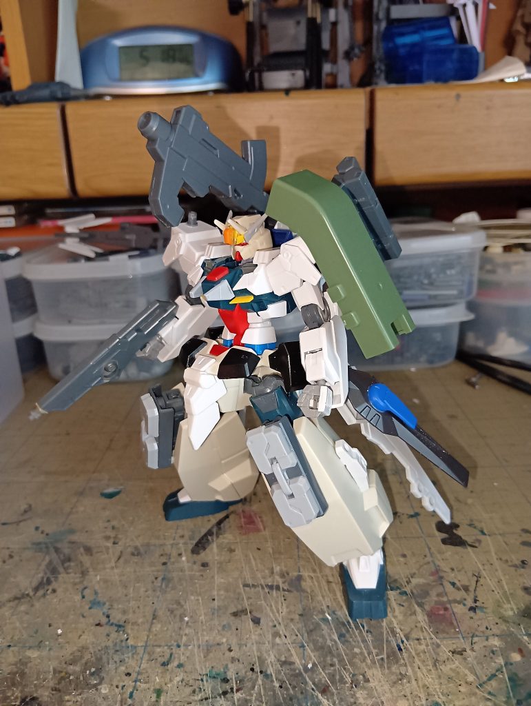 バスタード・セラヴィガンダム第一形態–2枚目/制作者：T.K(てぃ〜け〜)