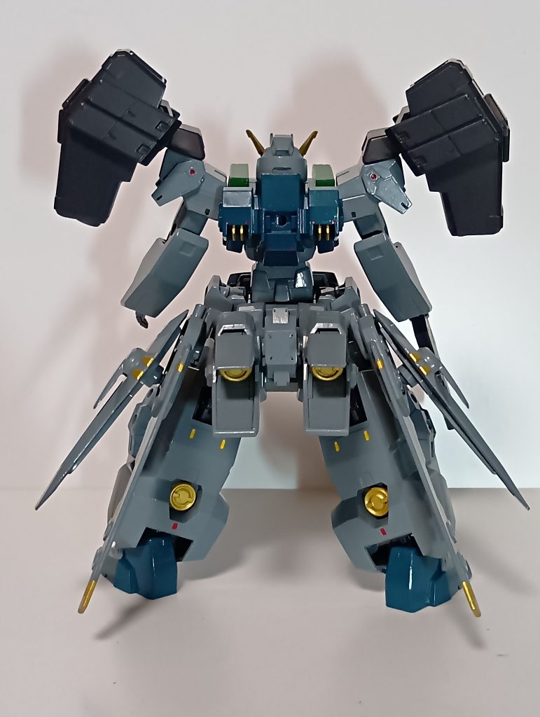 バスタード・セラヴィガンダム第二形態–4枚目/制作者：T.K(てぃ〜け〜)
