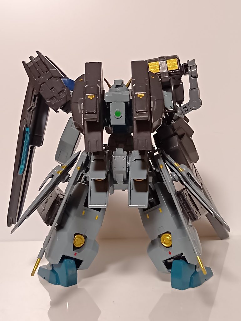 バスタード・セラヴィガンダム・リペアード–5枚目/制作者：T.K(てぃ〜け〜)