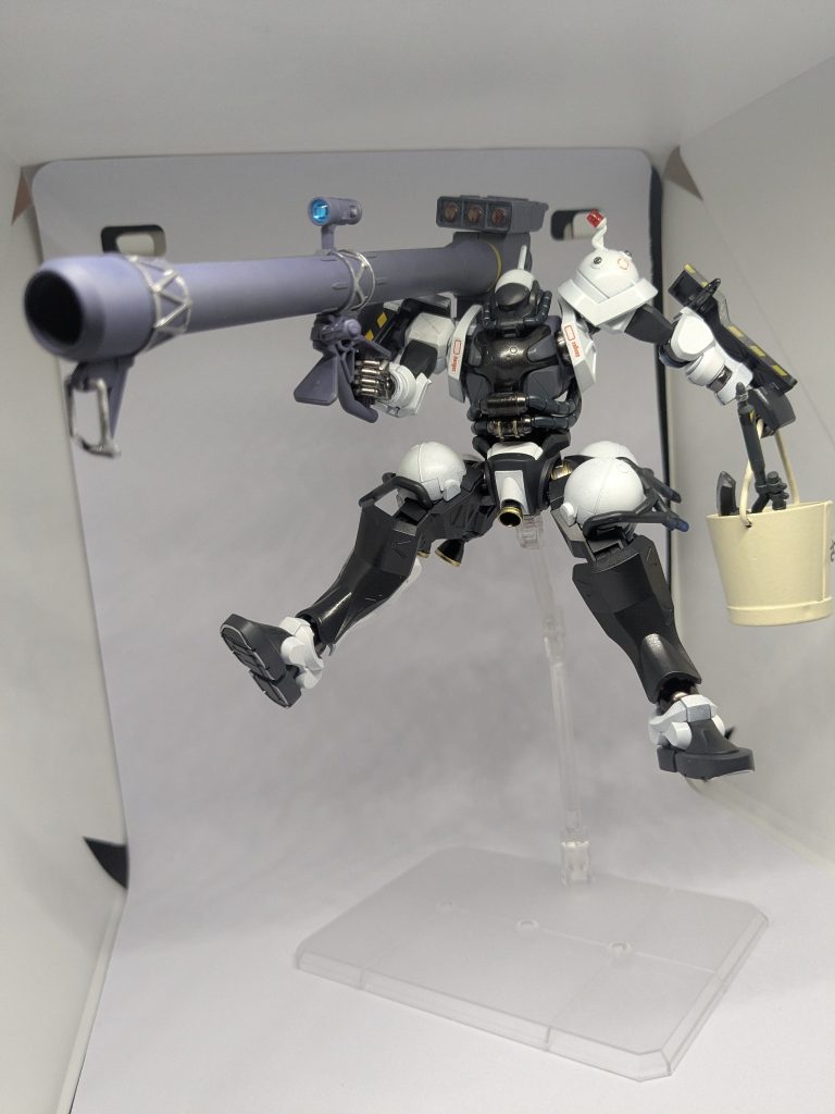 交通違反でーす。止まりなさ〜い！(gundam-kao6)