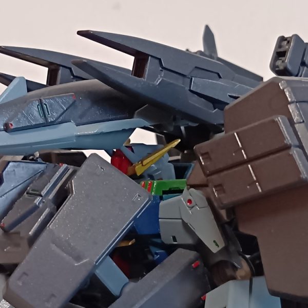 バスタード・セラヴィガンダム”プロミネンス”