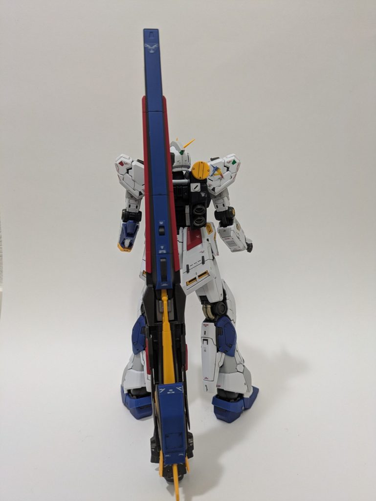 デカ武器ってなんかブコツなやつしか似合わない印象だけど、それが似合っちゃうνガンダム恐るべし