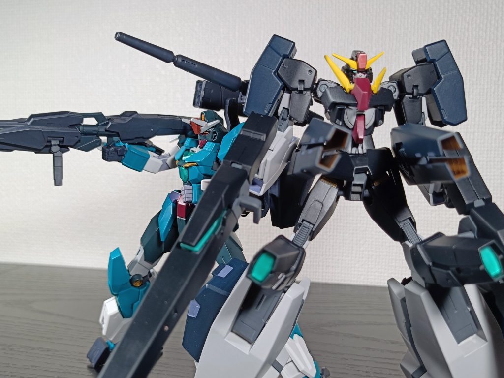 セラヴィーアーマーをベイルアウトしたコアガンダムに他のアーマーをドッキングさせコントロールすることで、プラネッツガンダム2機による様々な戦略を実行する。