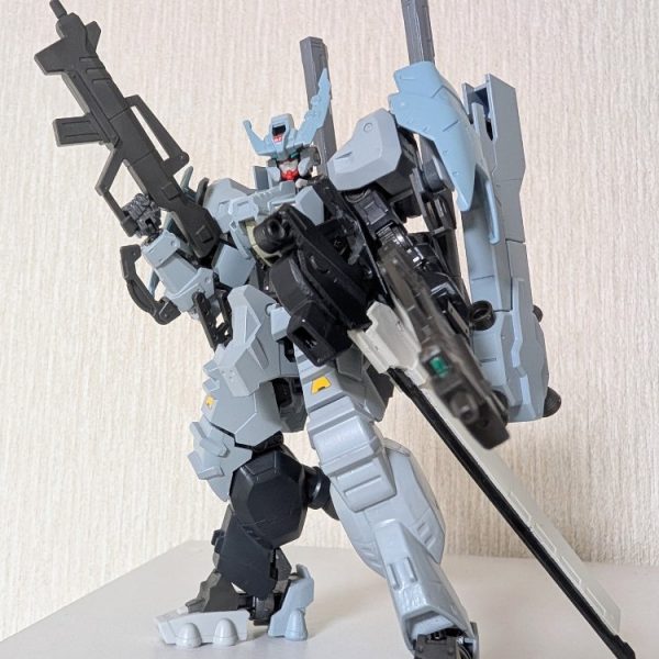 ガンダム・アストレトアルブス（重装仕様）