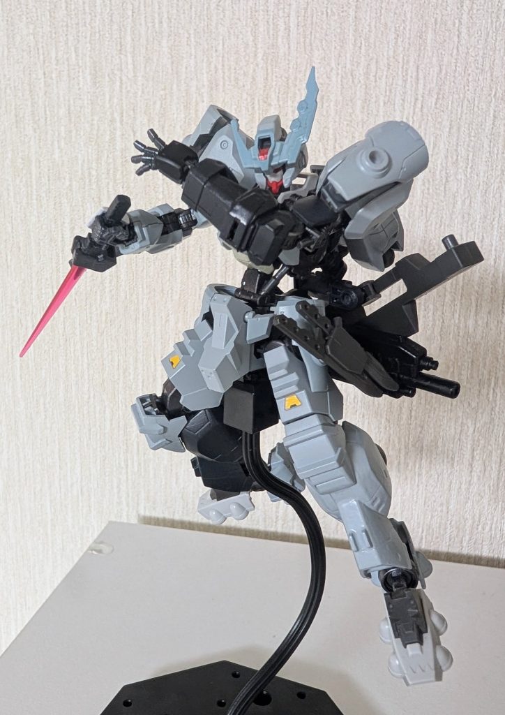 ハンドパーツはビルドハンズを使用しています。