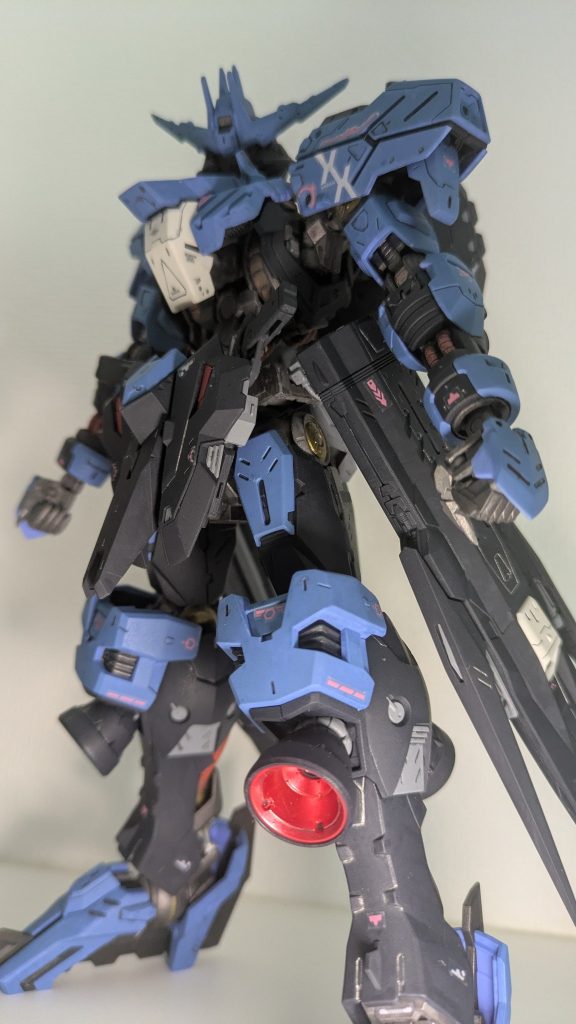 今回、新たにファレホ トゥールメタリック ルビーレッドを使いましたが良い色です。お勧めできます。