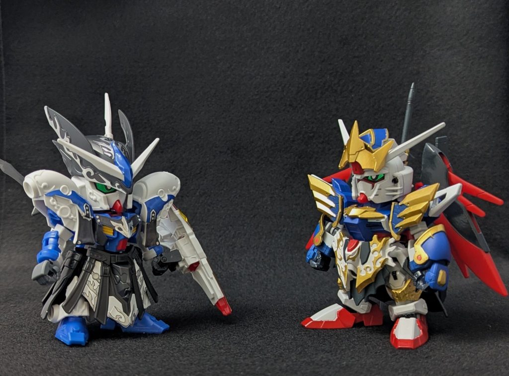 同時に買ったレイフガンダムGP04とお話し中アニメにはガーベラさんはいなかったので調べるとプラモだけの外伝にでるそうです同じ外伝のナイトストライクがアーサー王の甥と書いていたのでガウェインの立ち位置なんでしょうね多分で、ガーベラさんは各地の英雄と顔見知りの旅の商人なので当然ランスロットとも旧知であろうという事です