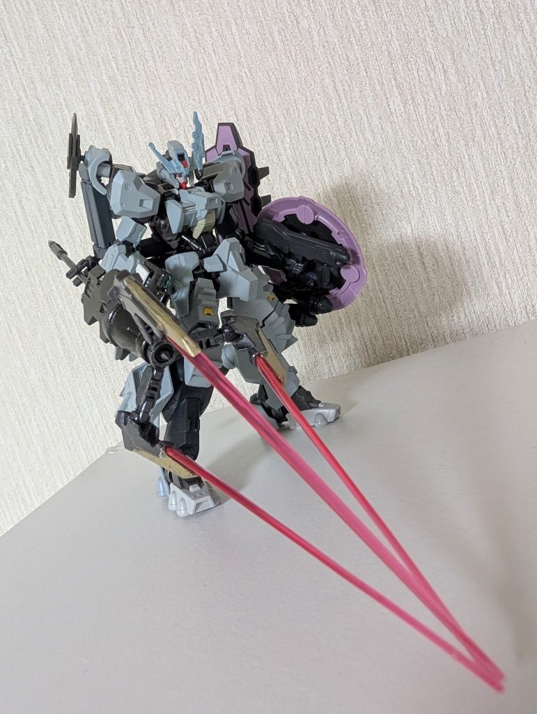 この状態でアームを高速回転させればビームランスモードになります。