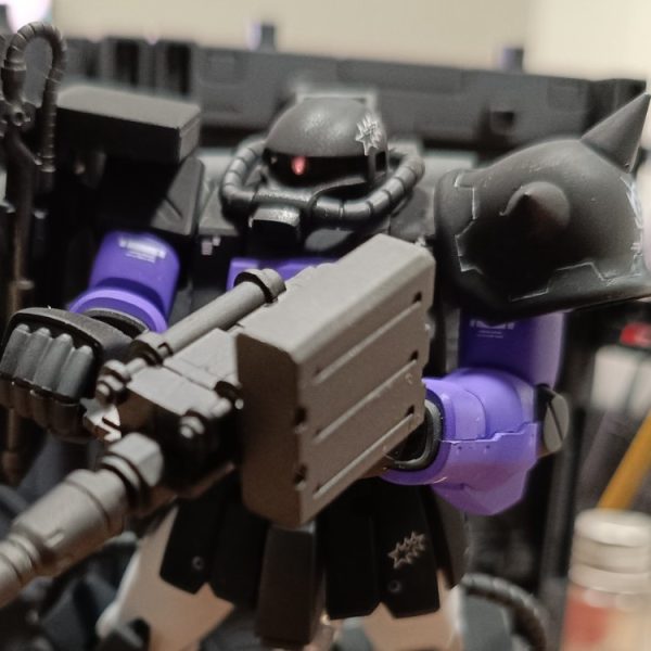 黒い三連星高機動型ザクII