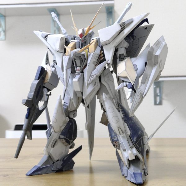 ミサイルポッドのスクラッチも無事完了したので全ての工作終わりました🫡こっから塗装に入って9月中頃の完成を目指します。（2枚目）