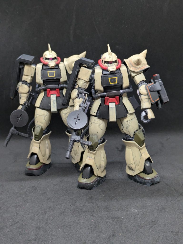 【機体について②】本機はグフ同様局地戦に対応させるべく、味方との連携を高めるため、一般機でもマルチブレードアンテナを装備している。左右にアンテナがあるダブルアンテナタイプが初期型、シングルタイプが後期型になる。戦後は改良が加えられ、いくつかの派生が確認されている。