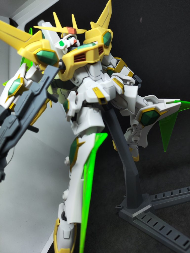 スターウイニングガンダム–3枚目/制作者：@teddedvirukisu