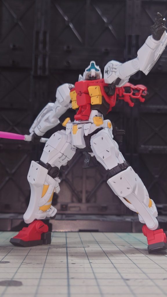 GQ　ゲルググ　スガイ機–2枚目/制作者：あれく myT 積みプラ崩したい