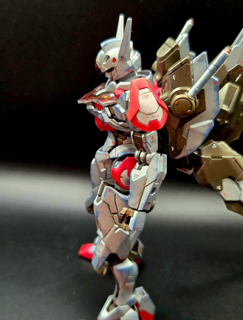 HG 1/144　ガンダム・ルブリスをオリジナルカラーで塗装–3枚目/制作者：カタオカ　アツシ