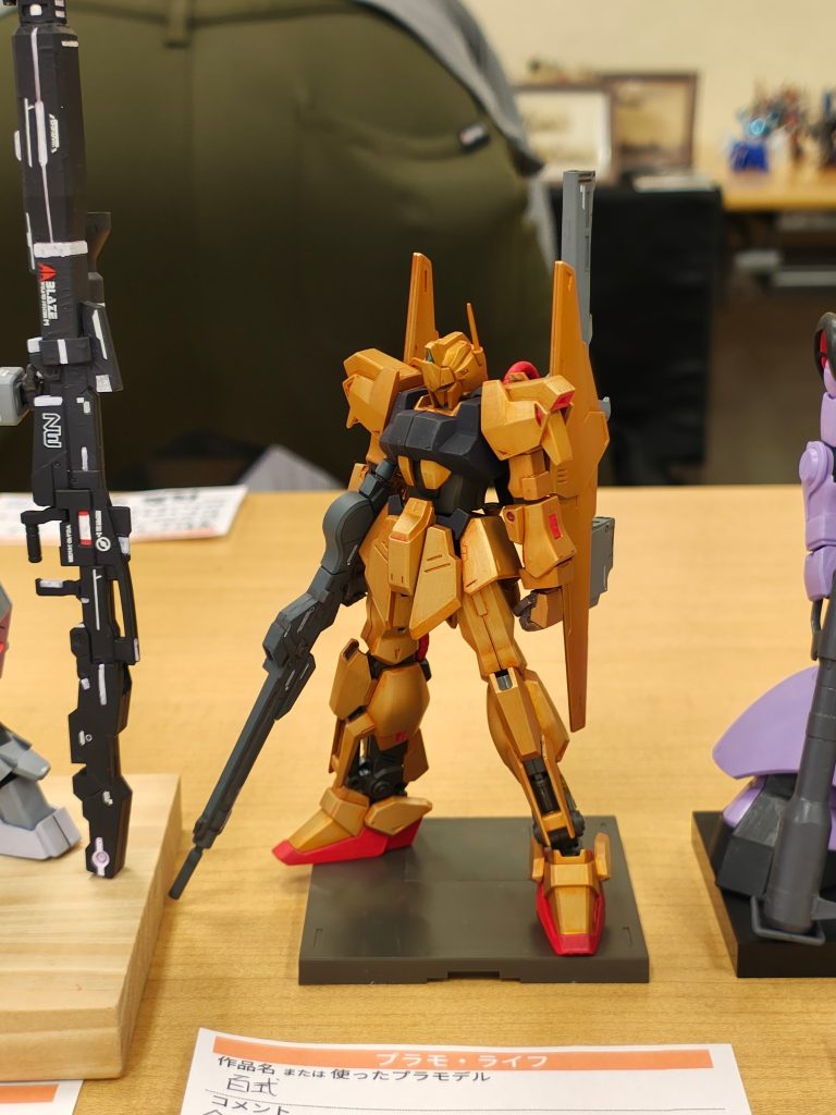 この百式も展示会に出させて貰いました！