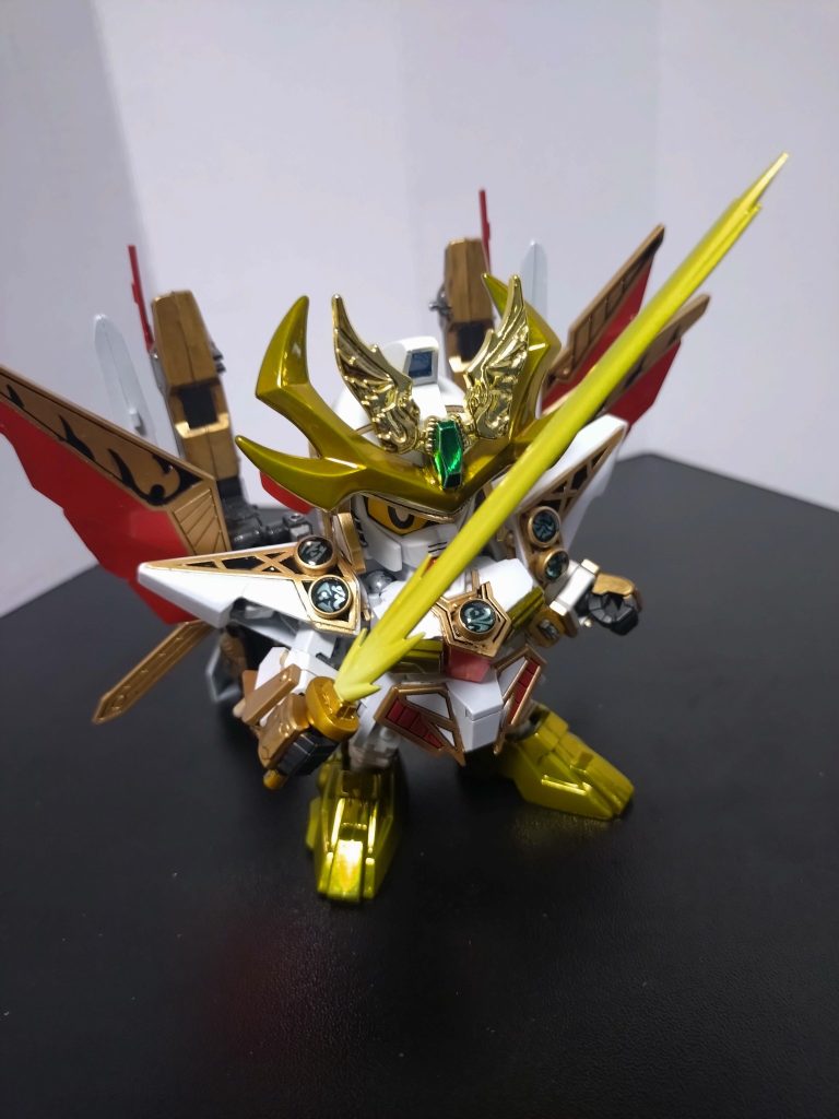 閃光剣はエフェクト装着で抜刀再現してます。