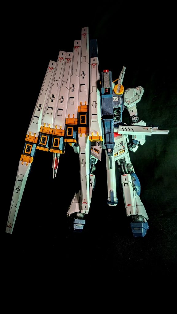 ただそれでもファンネル×6は苦行。ほぼ写経状態で心を無にして作成。&nbsp;