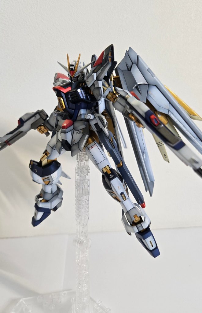 HG  MIGHTY STRIKE FREEDOM GUNDAM–5枚目/制作者：Bukky