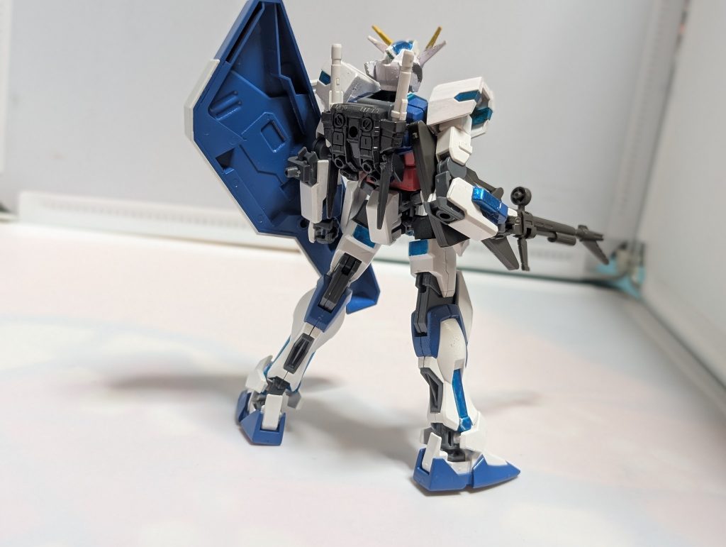 背面バックパックはEGガンダム（万博版）を使用してますちゃんと腰後ろの装甲ありません
