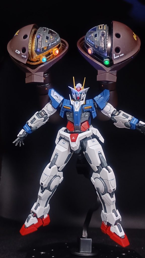 ちょっと見えづらいですが、アームの追加パーツも使用できますから、ツインドラｯｶﾞｲヴを伸ばしたこんな形態も。ちなみに、エクシアｯｶﾞｲリペアと同様に、全て元通りのアッガイとダブルオーに戻すことが可能です。貧乏性なので(zaku-kao4)ジョイントの制作で既存パーツをつなげました。ポリキャップをおゆまるレジンで複製するなどなど。さらに、