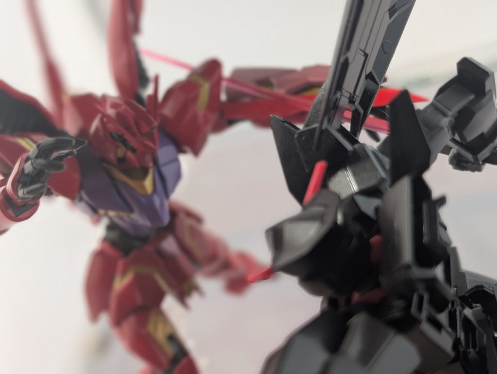 ガンダムAGE-2ダークハウンド&ガンダムレギルス–9枚目/制作者：ザベール