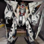 デカール貼り付け。やはり汚すべきか