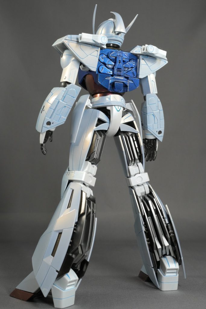 「えぇ～でもヒゲはないでしょ？」と言うそこのアナタ！私もそう思いました（笑）ただ∀ガンダムの不思議なところは、このヒゲも本編を観てるとたまらなく格好良く思えてくる点です。MGシリーズ100体目として発売が決まった時は嬉しかったなぁ〜。
