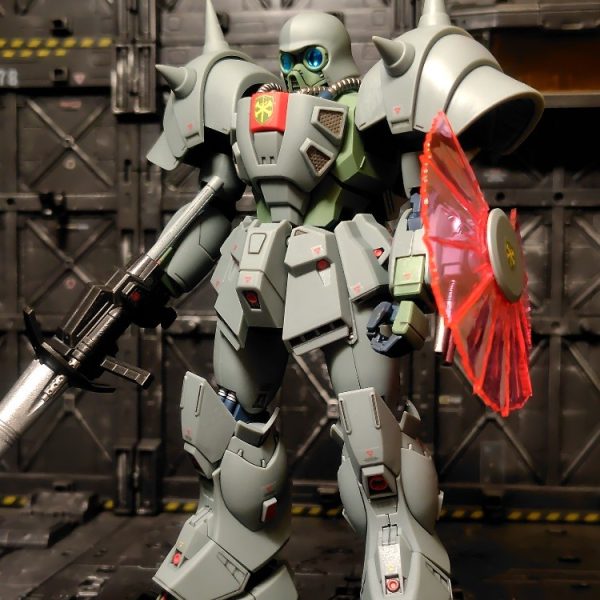 RE/100 デナン・ゾン