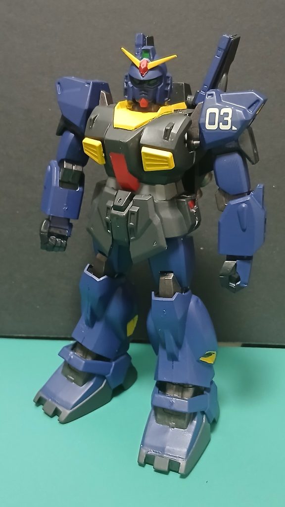 筆塗り🖌️全塗装本体→ティターンズブルー1腕、太もも→ティターンズブルー２間接部分→焼鉄色バーニア→ミッドナイトブルー艶消しトップコートで　仕上げました🖌️&nbsp;