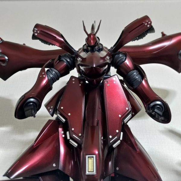 昨年にメルカリでhgナイチンゲールを購入したらre100ナイチンゲールが届いたので、そのまま製作しています。仕事が忙しいすぎて全然塗装ができませんあと少しなんですが、完成まで半年はかかるかなと思われます。なので先に備忘録として本体赤ガイア黒サフ→クレオスルビーレッド→クレオスクリアーレッドフレームガイア黒サフ→クレオスgxメタルブラックバーニア(塗装中)ガイア黒サフ→クレオススーパーシルバー→クレオスクリアーブルー→クレオスクリアーイエロー腕メカサフスーパーヘヴィ武器未定デカールは1/100逆襲のシャア23を使用予定ラッキーな事にモノアイのLED付きでした。8/30 モチベーションがあがらないためデカール貼りに移行します。バーニアノズル1個紛失のため、壽屋バーニアノズル購入UME-STARディテールアップエッジングモールド41右手無いためオデュッセウスガンダムより余剰パーツを流用デカールはMG逆襲のシャア23とハイキューパーツのコーションデカールホワイト3を使用予定(2枚目)