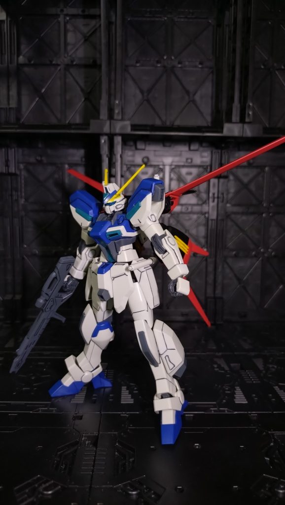 エールストライカー装備
