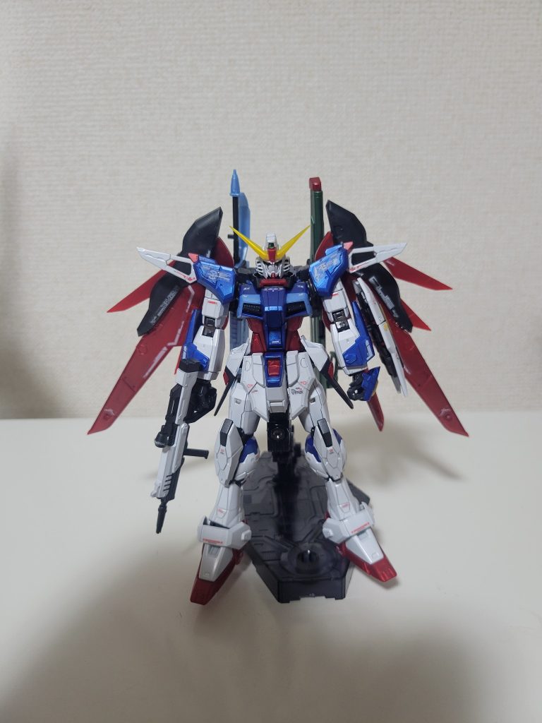 デスティニーガンダム