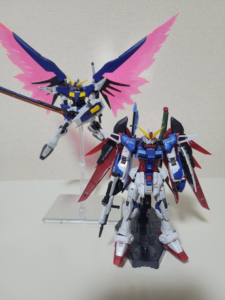 RGデスティニーポロリが酷くて嫌になりましたが、やはり昔のと比べると出来が段違いですな。デスティニーインパルス期待大爆発〰️💣💥ぼか～んです。&nbsp;最後にGアーマーあとがき。