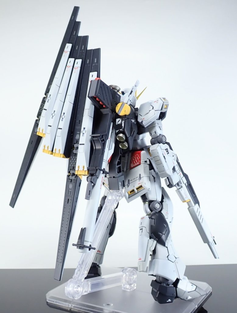RG νガンダム–3枚目/制作者：kame321