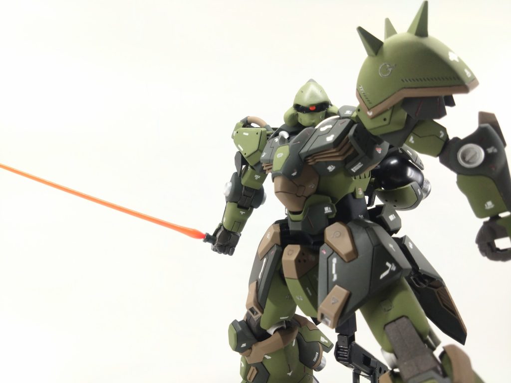 サーベルで戦うのは装備外してからかな。