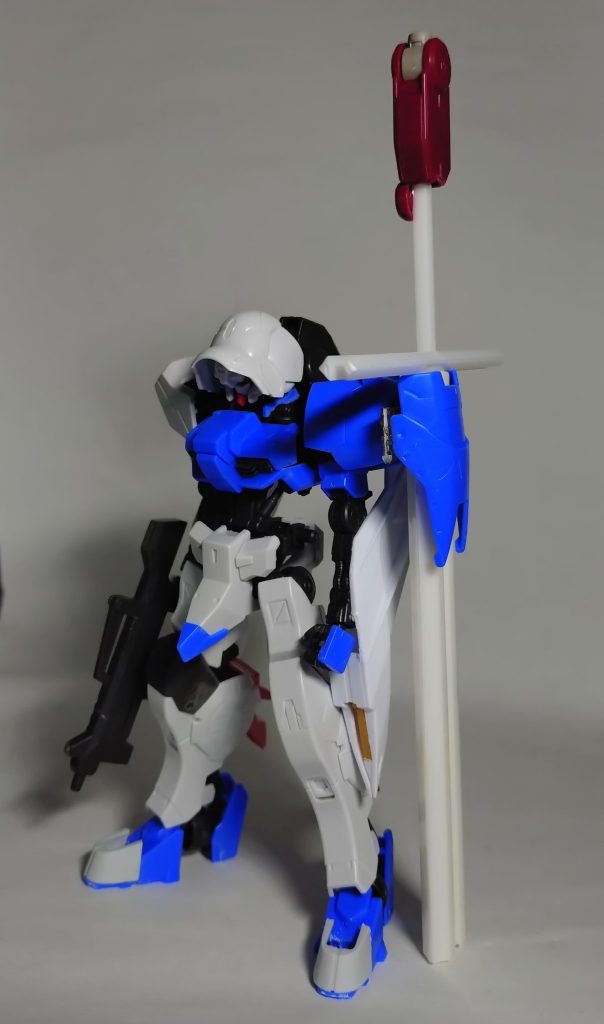 最初はシンプルに十字架武器のつもりでした。我慢できませんでした。