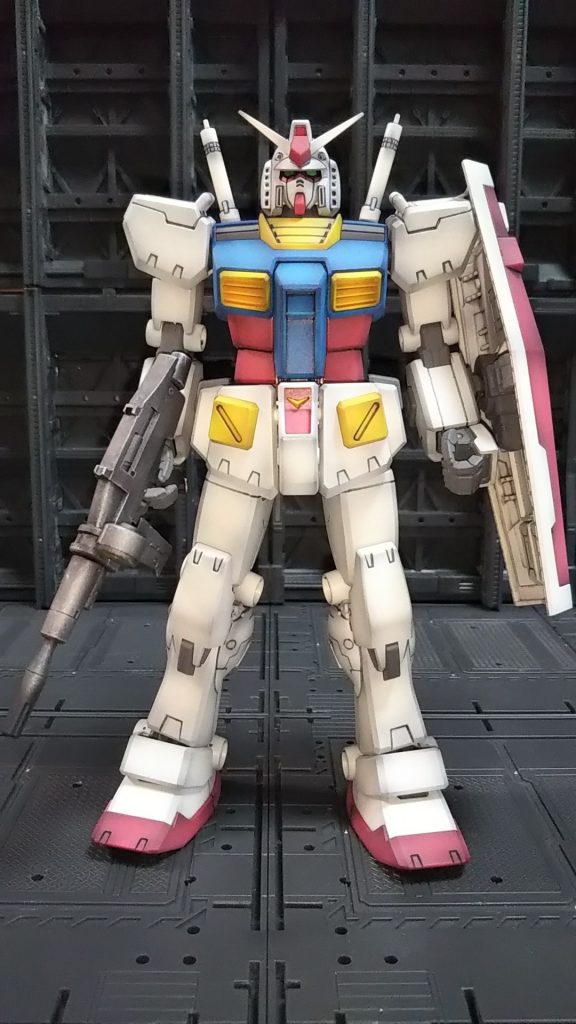 正面再塗装にあたってアニメカラーを意識して塗り直ししました（いつもの黒立ち上げ）