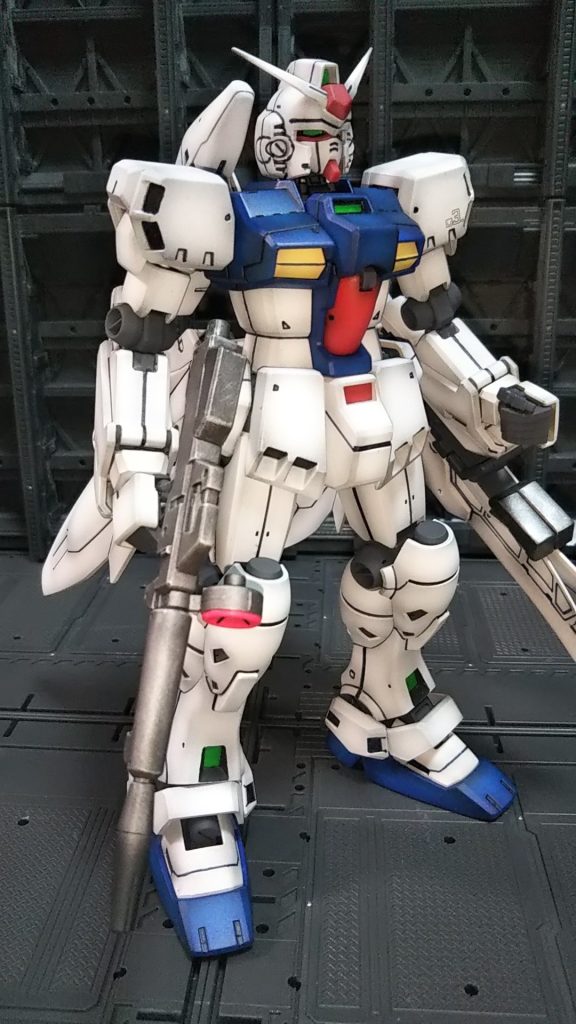 右前（ビームライフル装備💦）