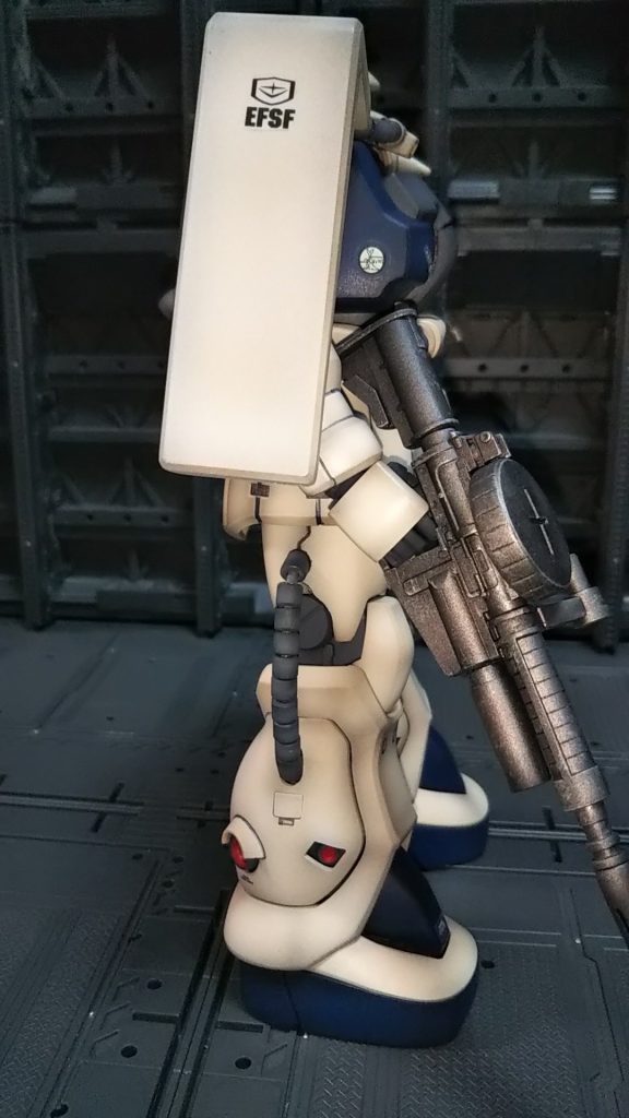 右忍びん