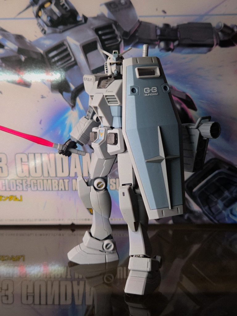 With broken elbows, this is the only pose it can do(gundam-kao5)