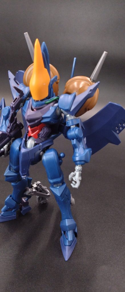 製作工程GQバンブラビを更にゲテモノにしてえなと思い積んでたガブスレイとジオ使ってとちょうど特撮映画『ゼイラム』見ていてあのどの顔なのかわからないデザインしたいと思いとある中古店でREシャッコーの肩パーツにハンブラビヘッドを付けたらもう思いつきましたW