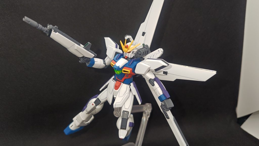 ショルダーバルカン。旧キット1/144にはなくて、1/100には付いていたやつですね。
