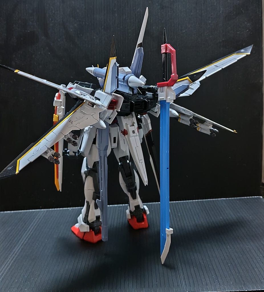 天空のキラ風ストライクガンダム–3枚目/制作者：AKI