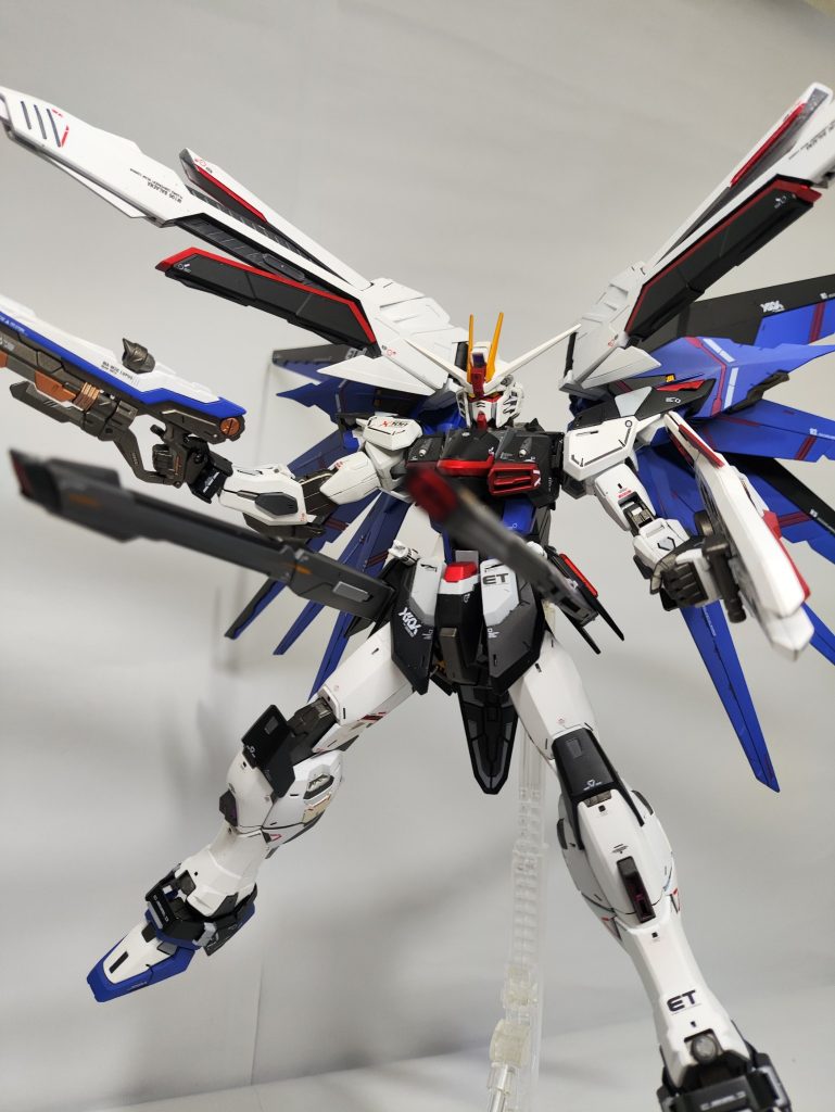 MG フリーダムガンダム Ver.2.0 スペースポリス仕様–4枚目/制作者：自由のフレーム