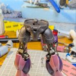 HGのνガンダムの股関節はボールジョイントで可動域狭すぎるので、30MMの騎士の[…]