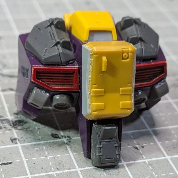 胸をフルアーマーに