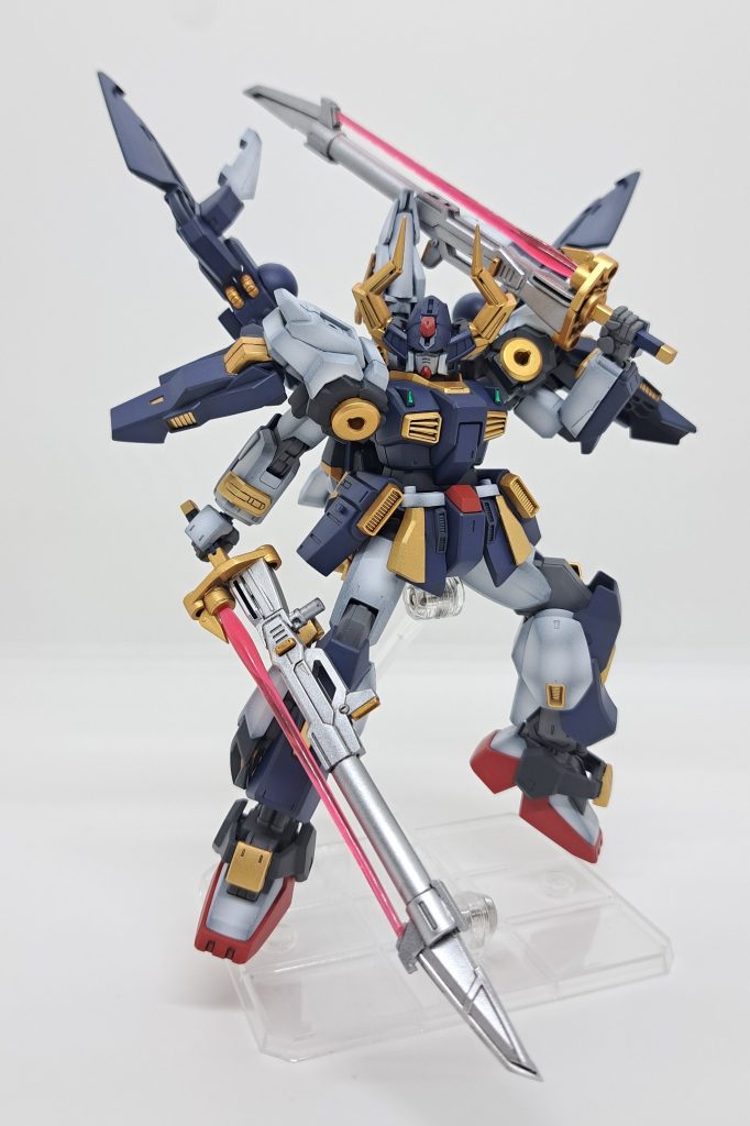 今回はHGなのでビームサーベルパーツがついてるのでソードストライカーのような武器にしました刀の感じはなくなりましたが